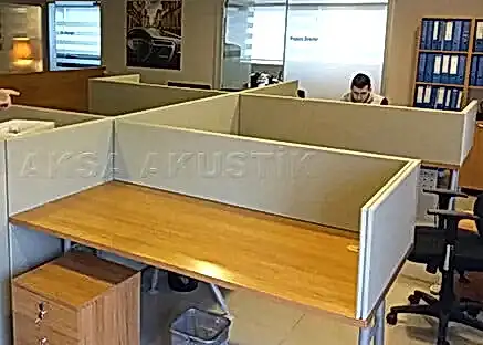akustik masa seperatörü fiyatları