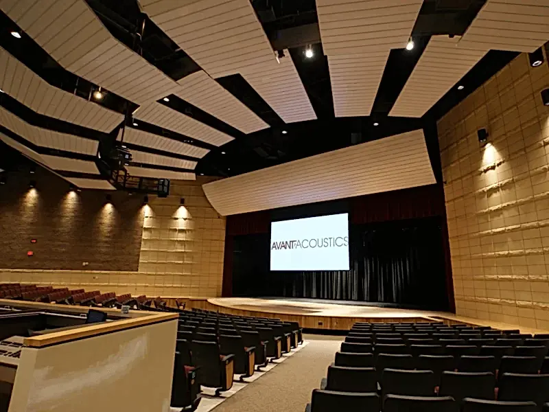 Tiyatro Salonu Ses Yalıtımı 1 B2053 Fort Riley Middle School 1
