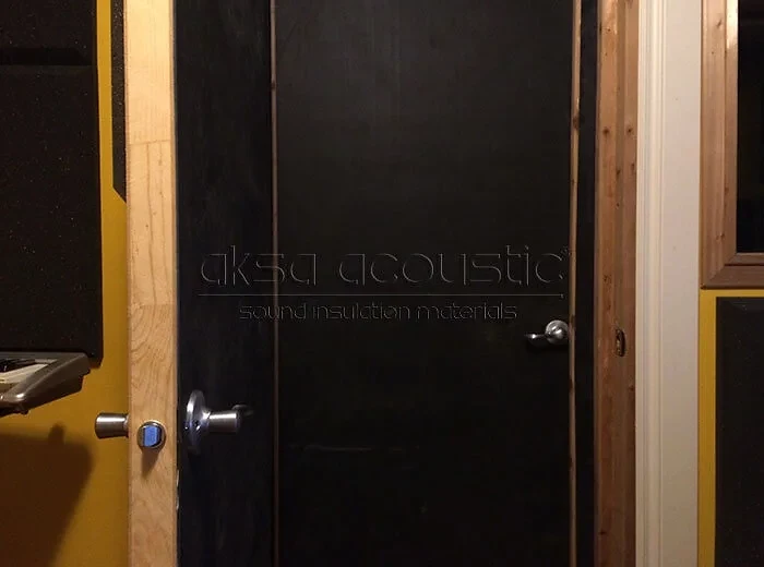 EPDM Ses Bariyeri 8 ses bariyerli akustik kapi uygulamasi