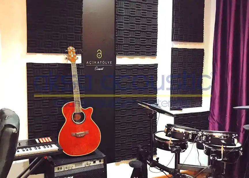 Yanmaz Akustik Süngerler 13 labirent sunger 1