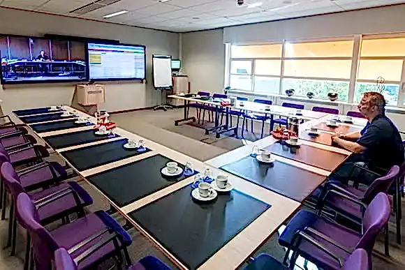 Telekonferans Salonu Ses Yalıtımı 6 telekonferans salonu ses yalıtım malzemeleri